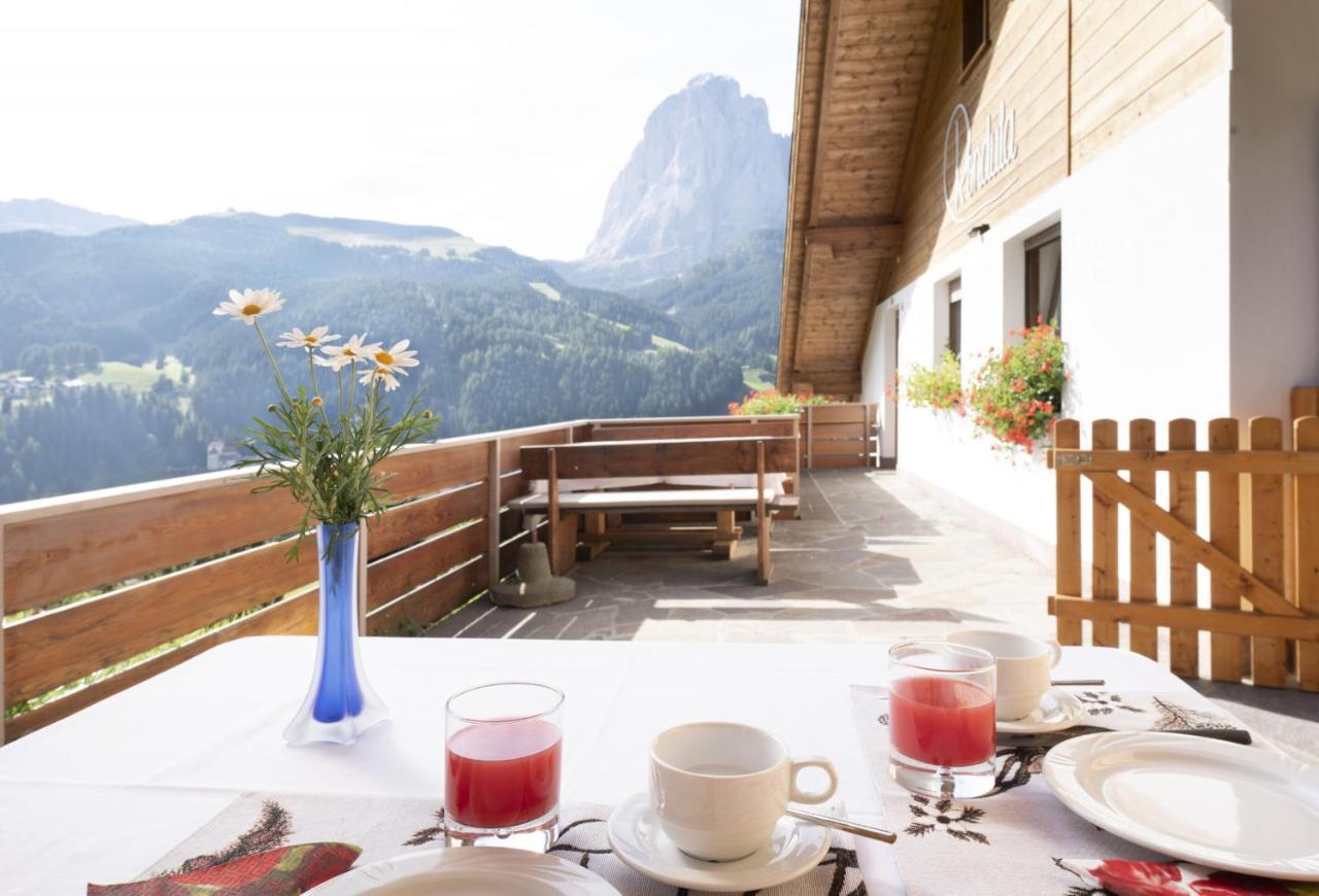 Apartments Rondula Santa Cristina Val Gardena Екстер'єр фото